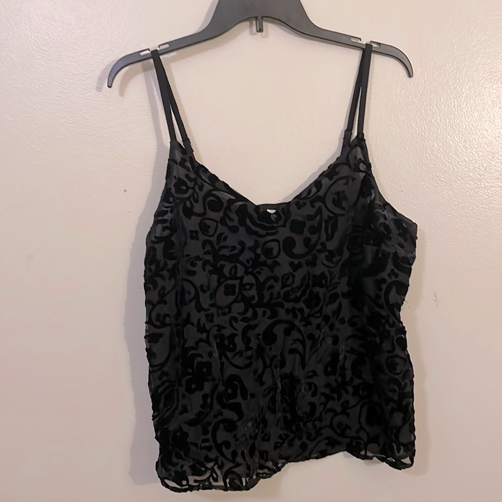 Medium Xhilaration Black Velvet Detailed Tank Top